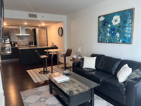 Successful Airbnb property: Waterfalls Hotel Unique 1 Bedroom in Downtown