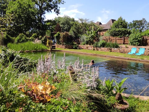 house with natural swimming pool Dordogne