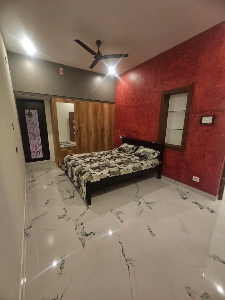 غرفة النوم 2