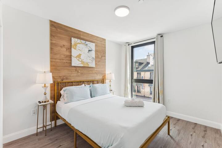 stayatluna managed Airbnb listing 3