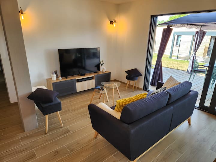 Gîte Avec Piscine Privée (Lodge A) Annecy, France - Annecy