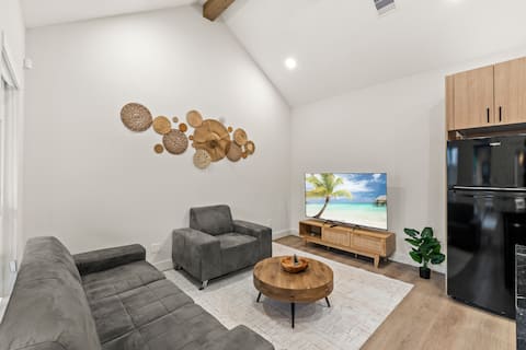 Successful Airbnb property: Desert Rose TINY HOUSE in Magnolia Park