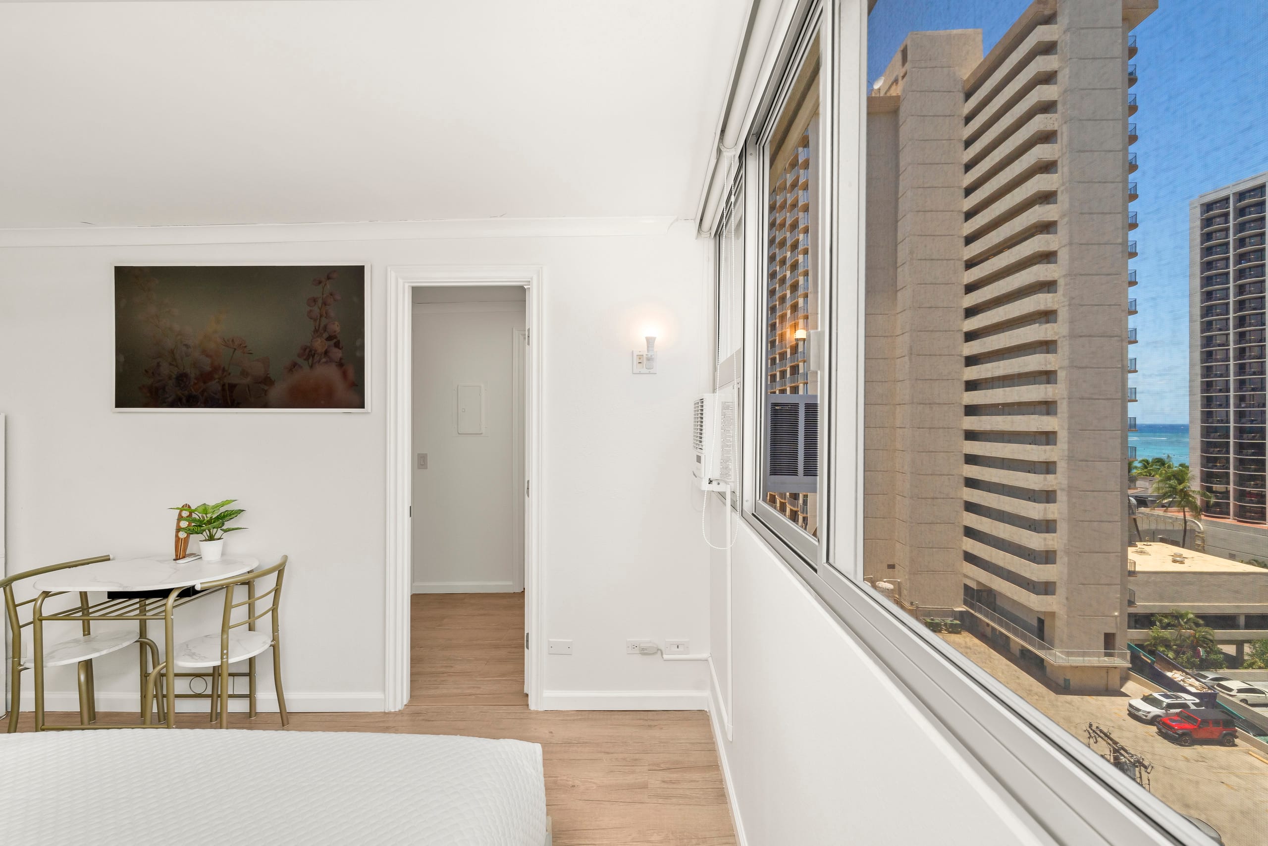 Condo in Honolulu · ★4.75 · 1 bedroom · 4 beds · 2 private baths - Image 28