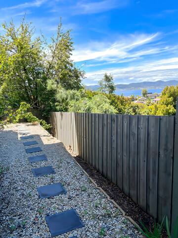 Luxury Sea View | Family retreat in Sandy Bay gallery image 4