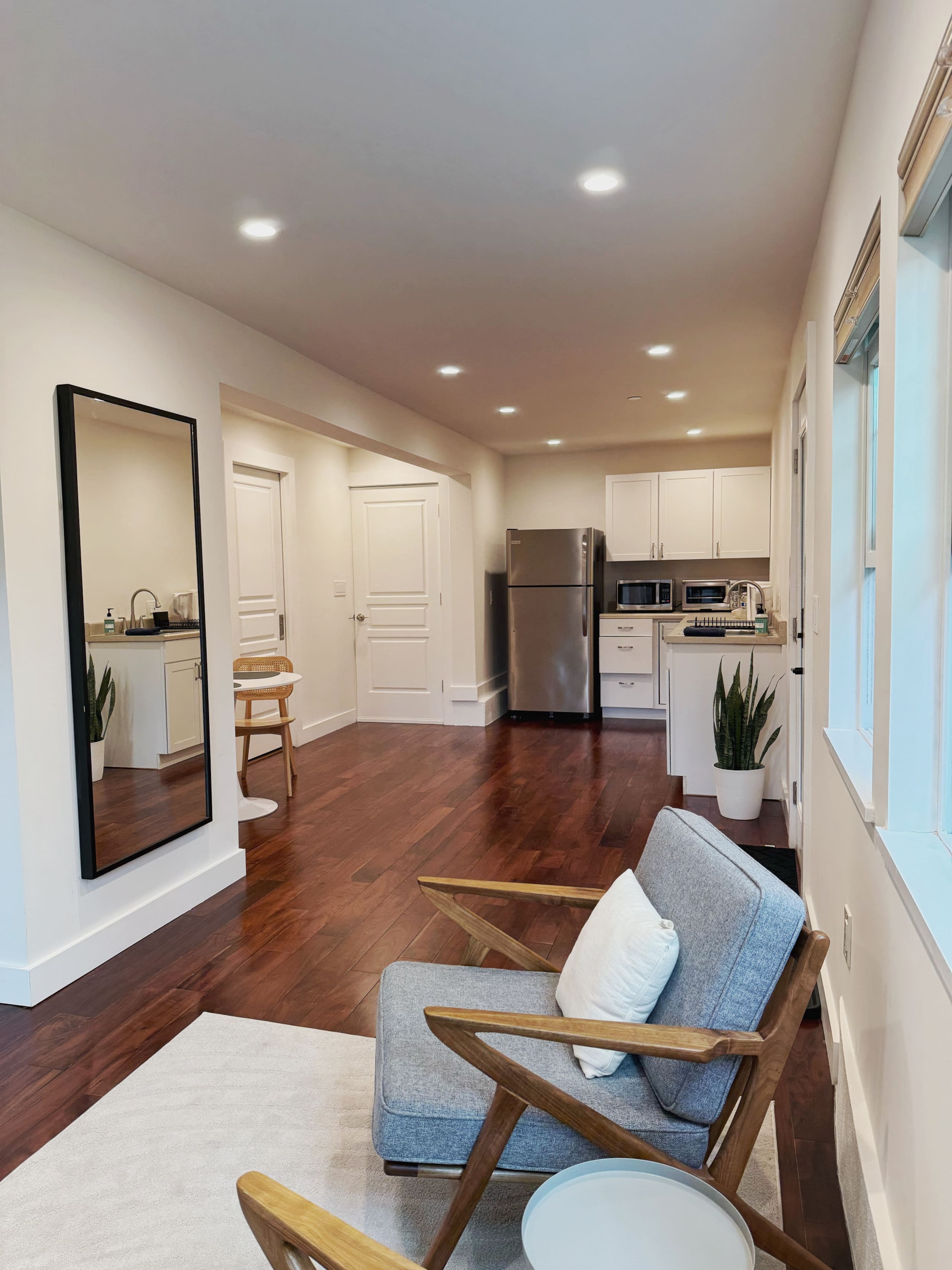 Home in San Francisco · ★4.96 · 1 bedroom · 1 bed · 1 bath - Image 3