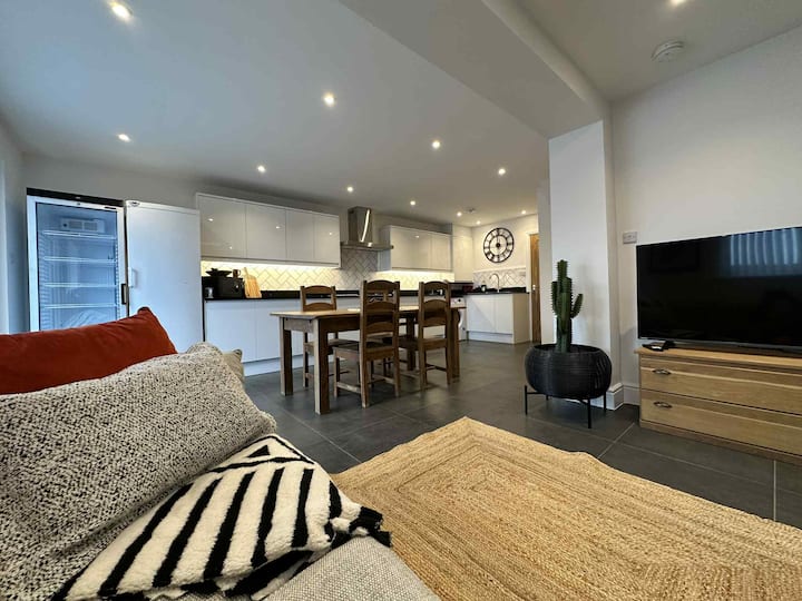 Contractor &Leisure Stay.4br All En-suite +Parking - Gosport