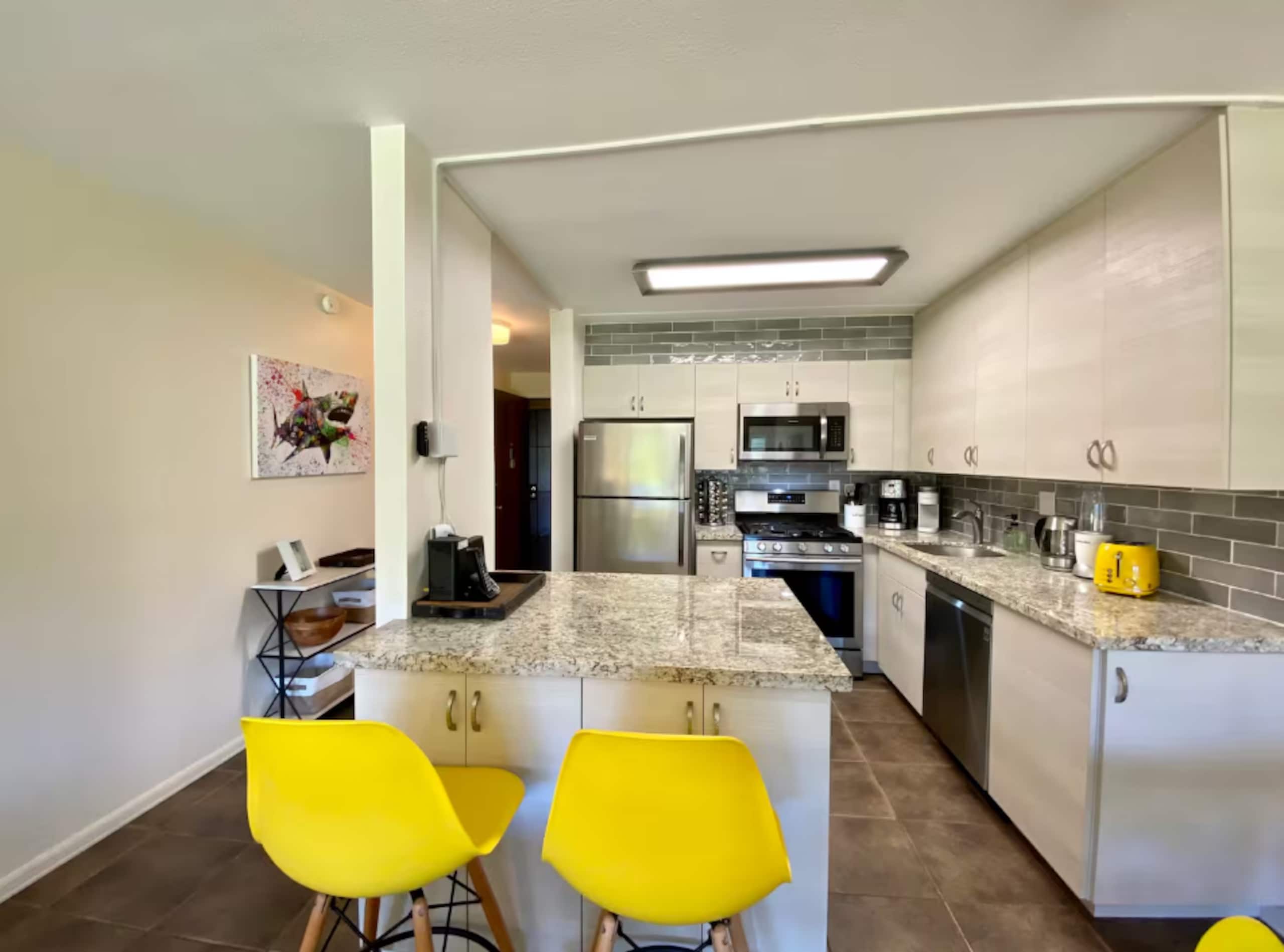 Condo in Kihei · ★4.6 · 1 bedroom · 4 beds · 1 bath - Image 24