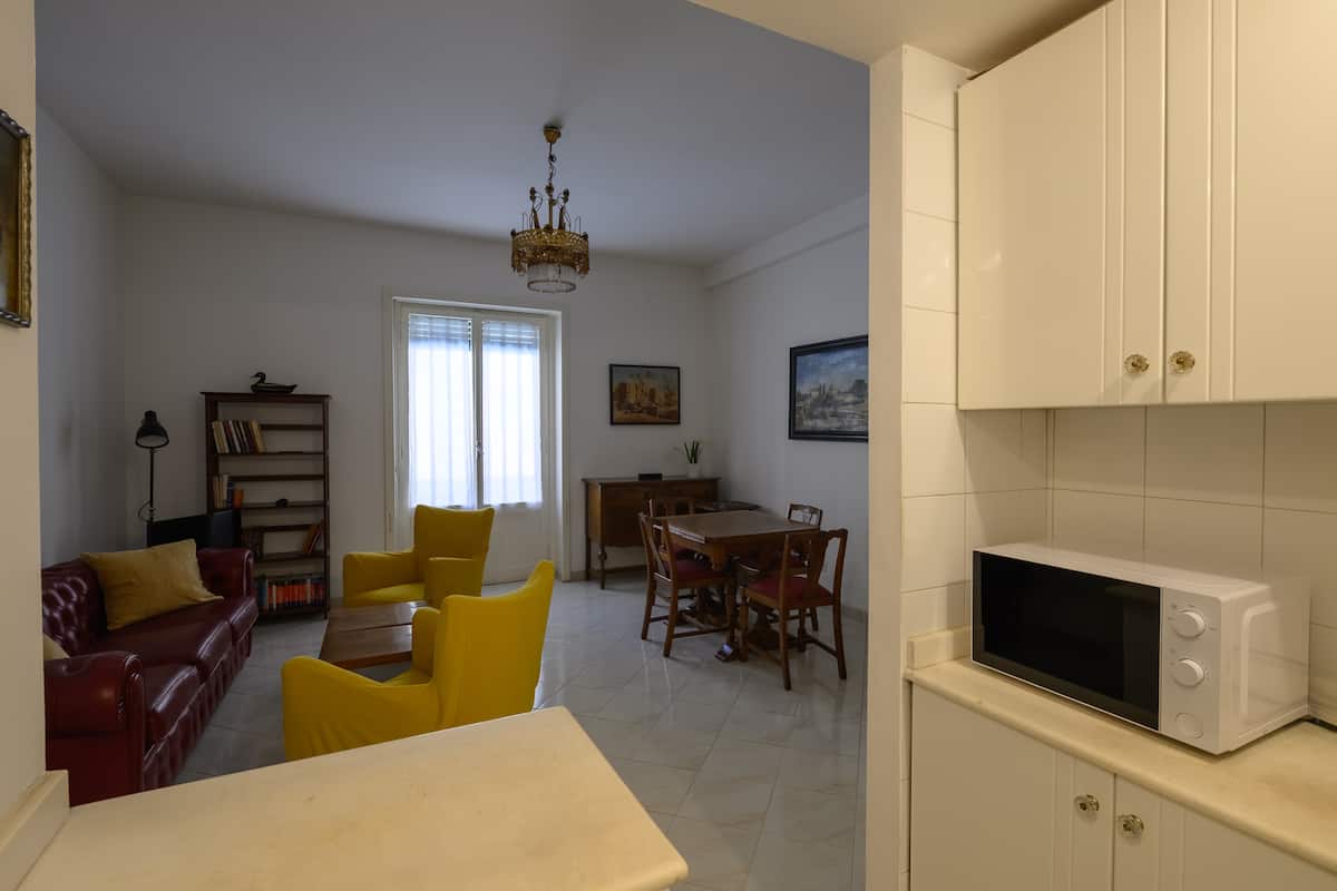 Appartamento retrò nel cuore di Testaccio — Salotto 5 | Casa vacanze LovedHomes a Roma