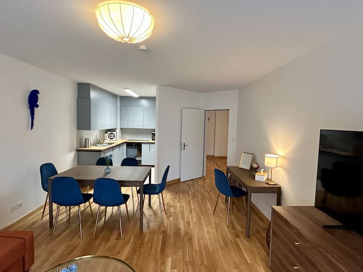 Central City Jewel - Apartment + Beautiful Terrace - Basel