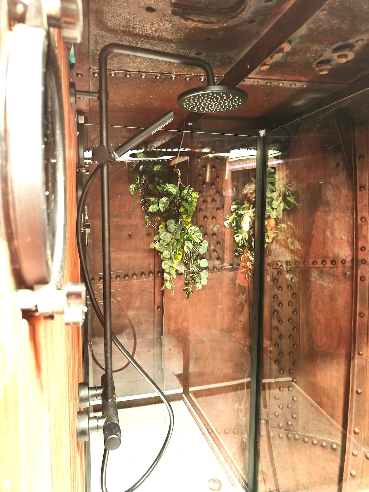 Full bathroom image 3 at Lou Andrea Salome — historic cargo-ship wheelhouse in Ghent