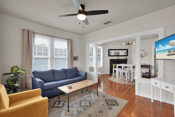 1928 Coastal Cottage W/ Fenced Yard Near Downtown - St. Augustine, FL