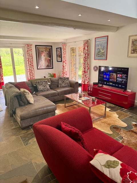 Airbnb performant: Spectacular mountain home near Bagnères de Luchon à Haute Garonne