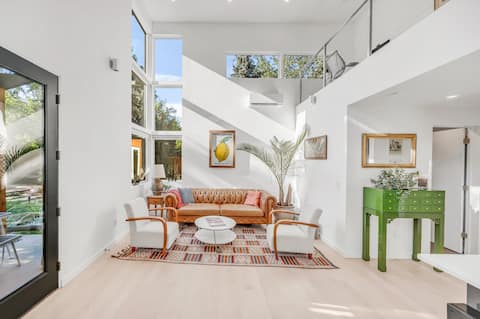 Successful Airbnb property: Boulder Indoor-Outdoor Oasis in North Boulder