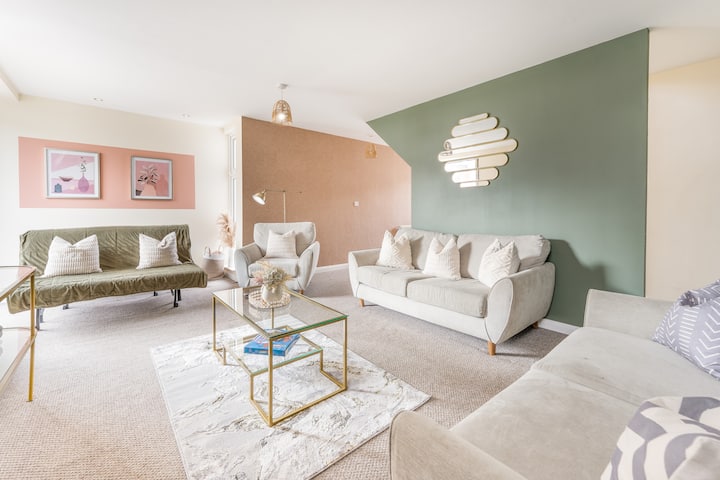 City Centre Contractor Stay | Free Park | Etihad - Manchester