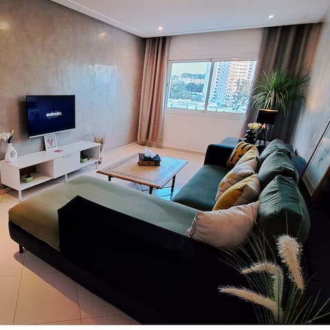 Top performing Airbnb: Tangier Corniche Apartment in Mghogha