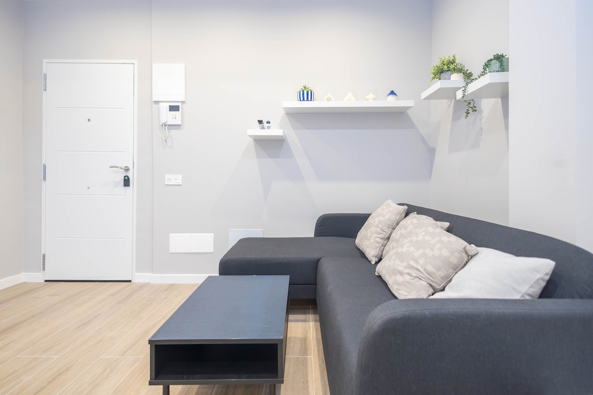 Მისაღები ოთახი, სასტუმრო ოთახი