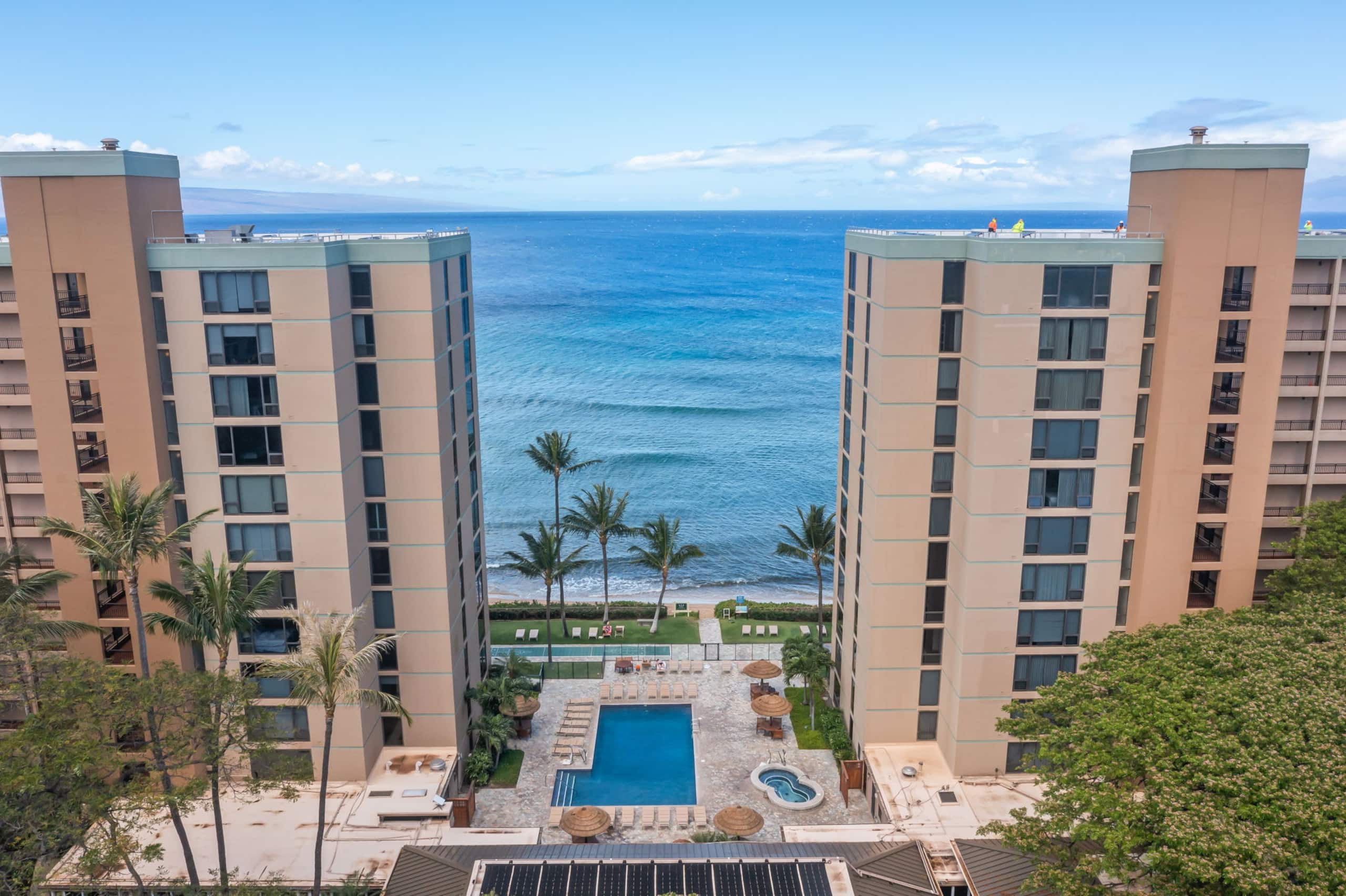 Direct Oceanfront Mahana 2 King Bed Master Suites - Image 48