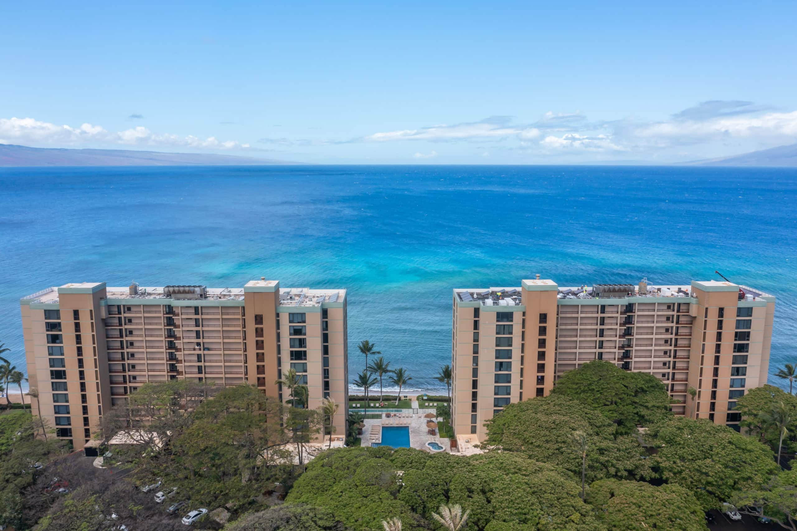 Direct Oceanfront Mahana 2 King Bed Master Suites - Image 47