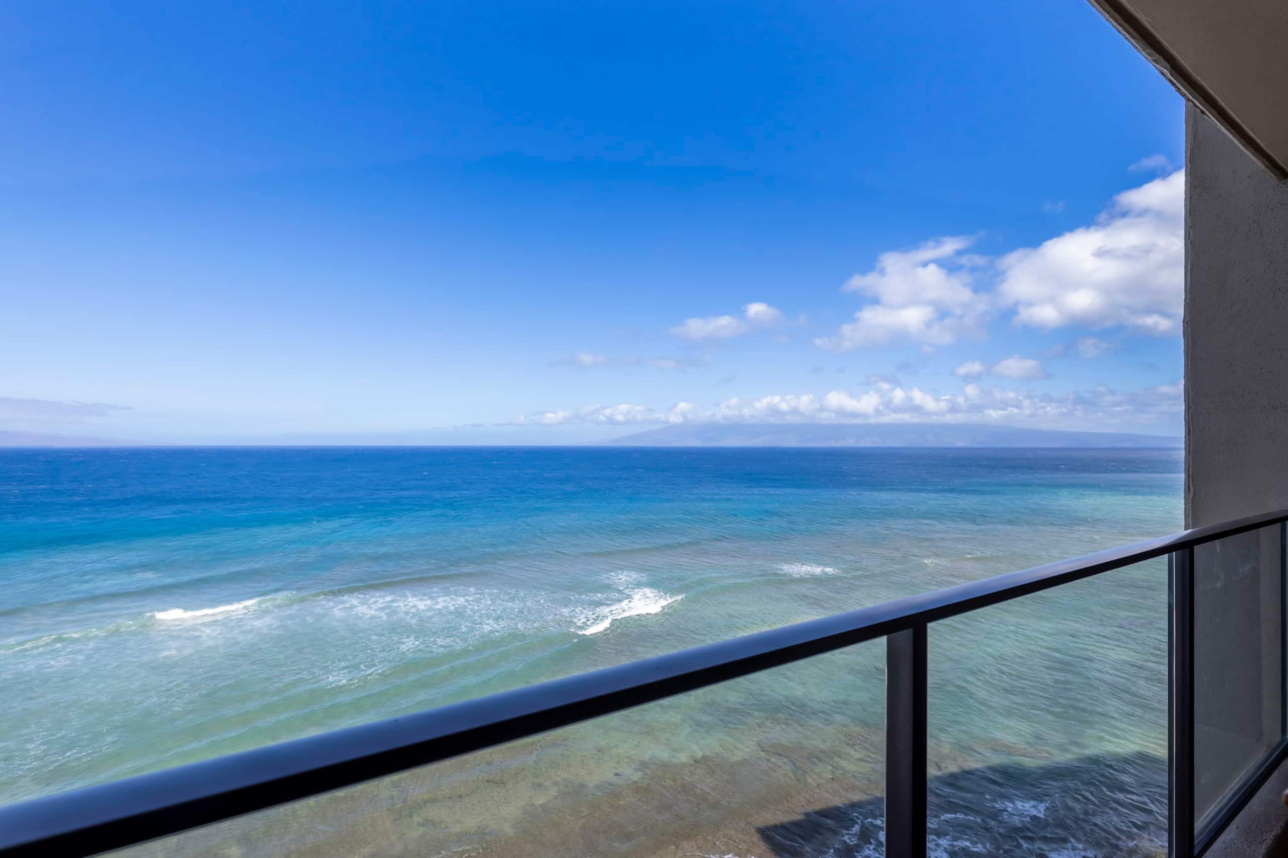 Direct Oceanfront Mahana 2 King Bed Master Suites - Image 33