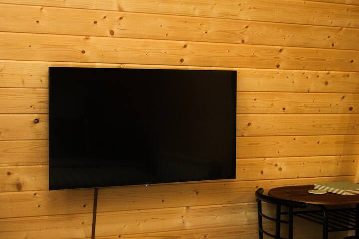 Stansted Airport - Cosy Cabin With Parking - London Stansted Airport (STN)