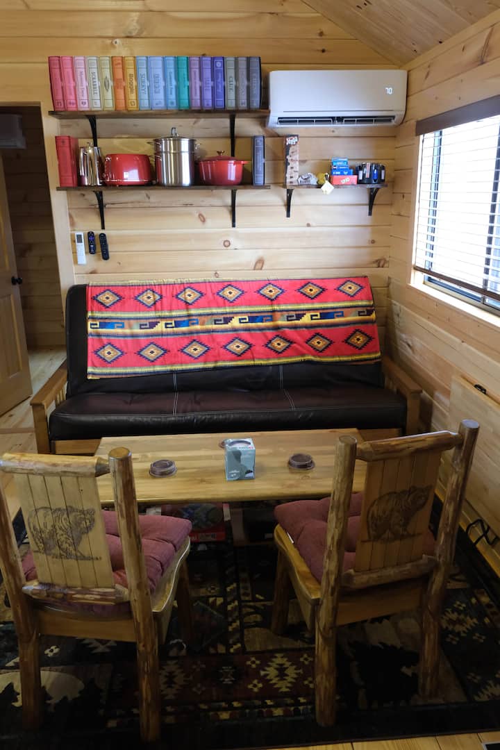 Cabin On Little Way Village - Virginia