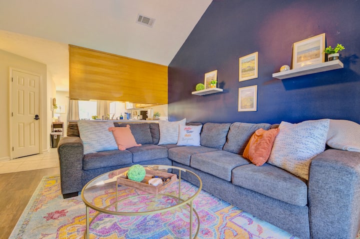 The Kick 6 | 6br/6ba Duplex • Sleeps 15 - Auburn, AL
