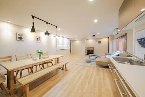 155㎡ One floor|50㎡ Living|4 Bedrooms|3 Bathrooms|3 Toilets|Ginza, Tsukiji, Toyosu, Daiba, Disney