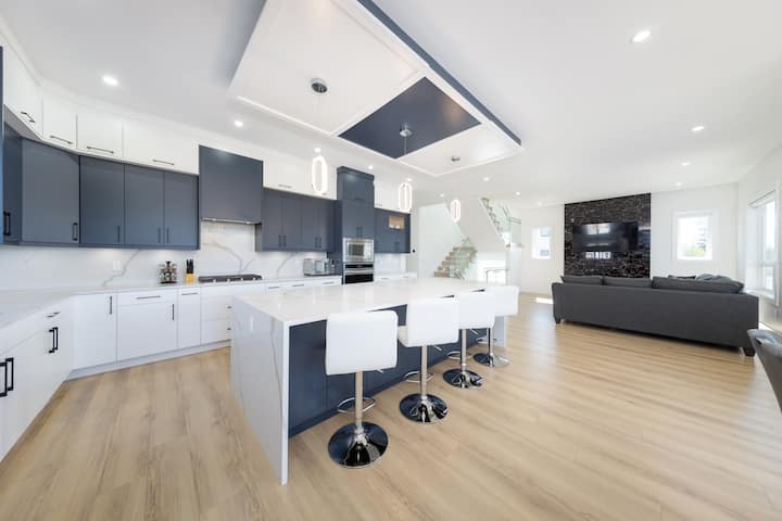 Spacious 6br Home • Terrace Views In Chilliwack - Chilliwack