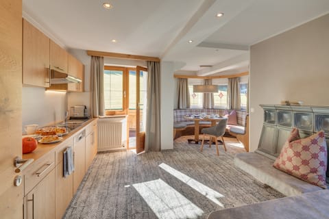 Erfolgreiche Airbnb-Immobilie: Family Apartment with Indoor pool and lake access in Wildschönau