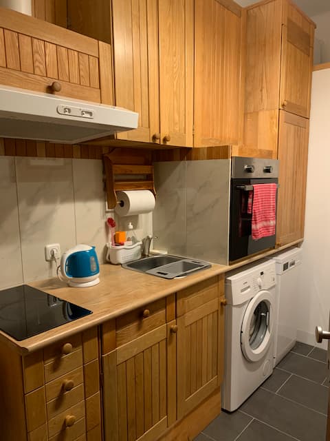 Top performing Airbnb: Small apartment near center in Landstraße