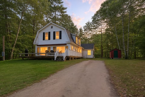 Lakeview Cabin w/ Private Beach & All-Season Fun