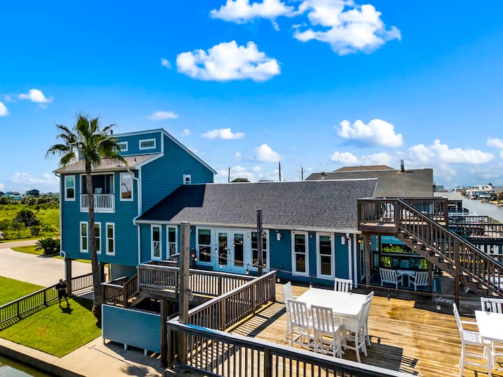 Salty Nueces - New Pool, Canal Front, Near Beach - Galveston