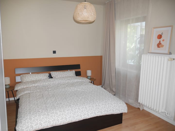 غرفة النوم 2