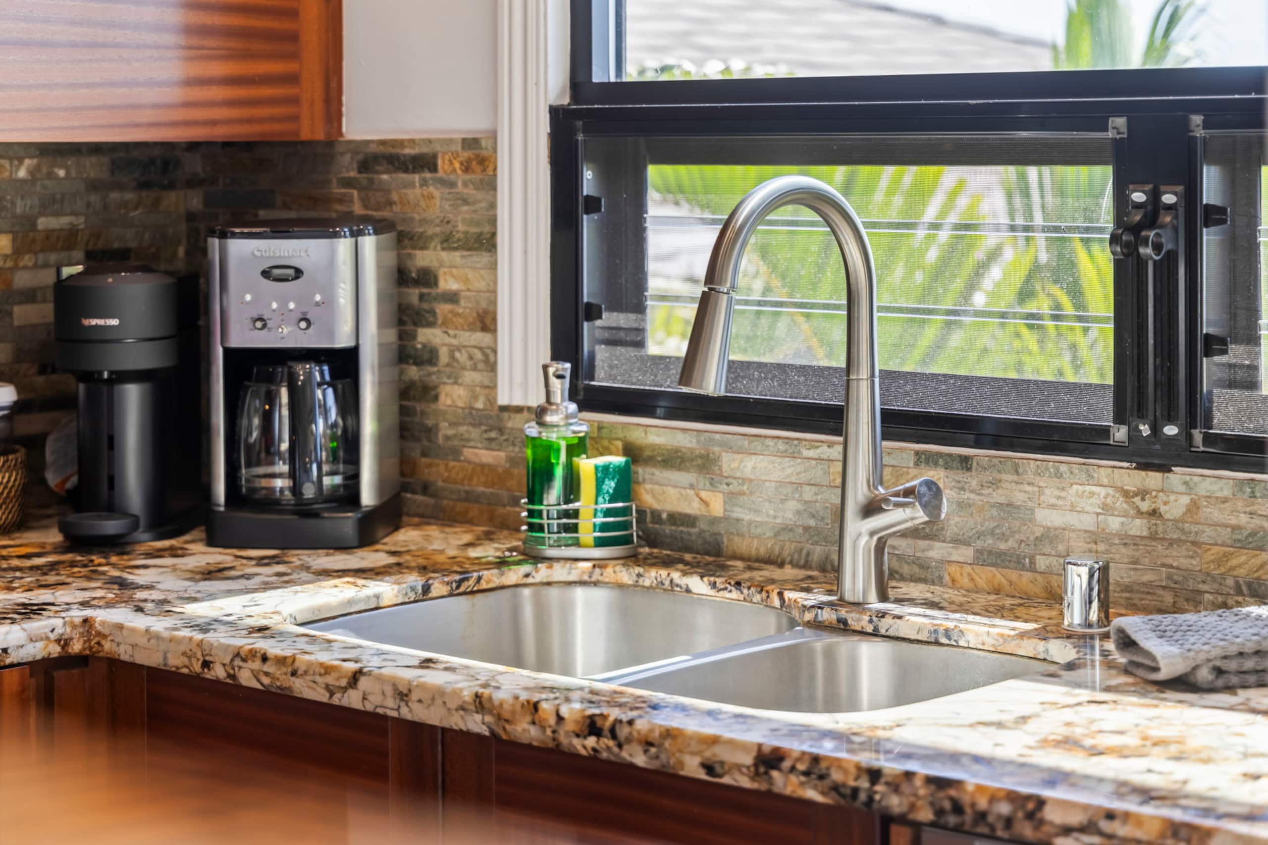 Condo in Wailea · ★4.95 · 1 bedroom · 3 beds · 2 baths - Photo 7