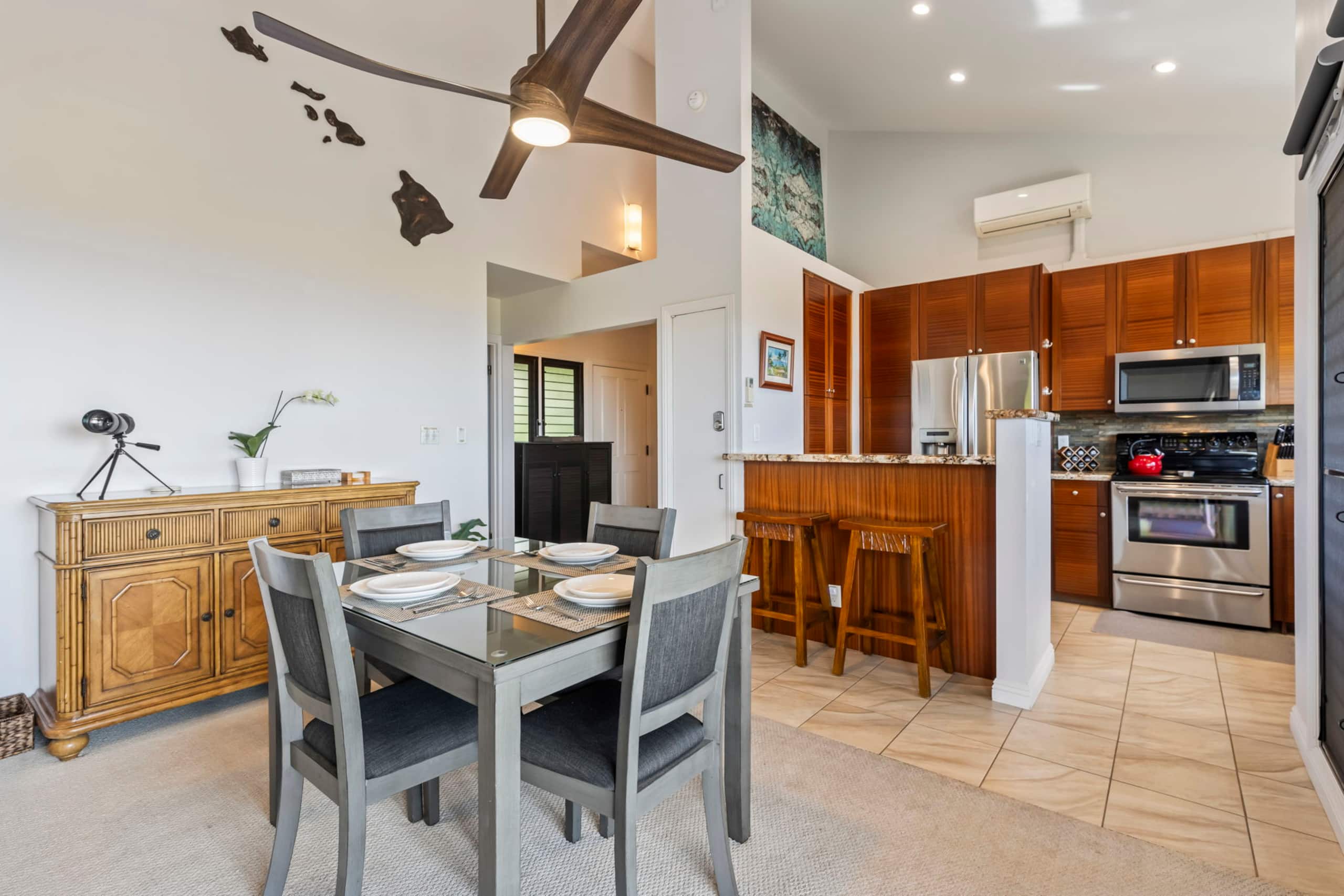 Condo in Wailea · ★4.95 · 1 bedroom · 3 beds · 2 baths - Photo 10