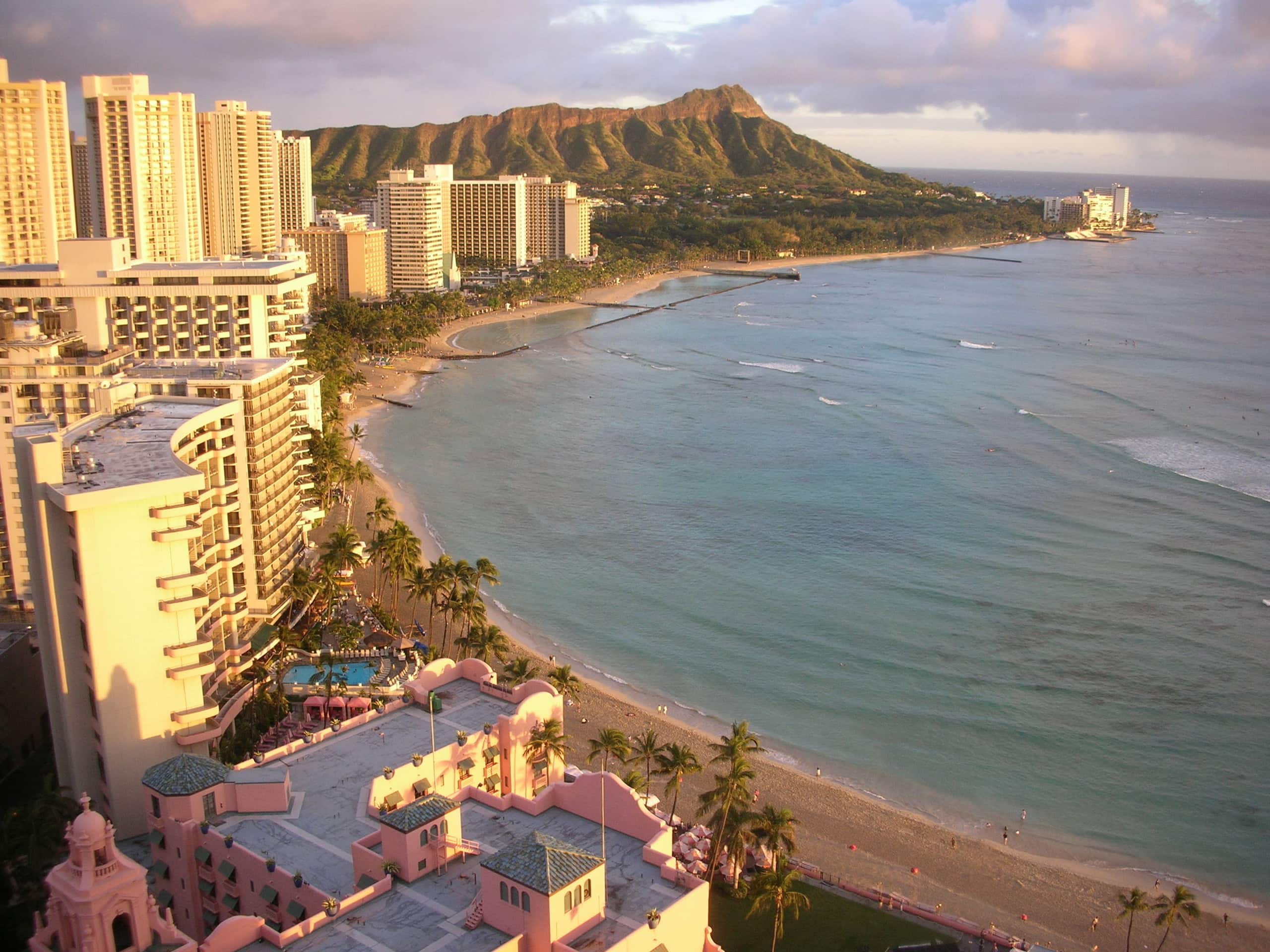 Condo in Honolulu · ★4.78 · 1 bedroom · 1 bed · 1 private bath - Image 12