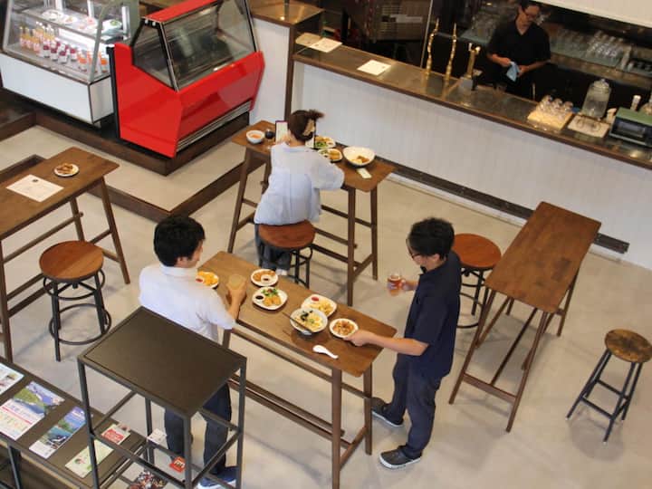 男性用ドミトリー[立ち飲みBar併設/無料朝食付] - 安曇野市