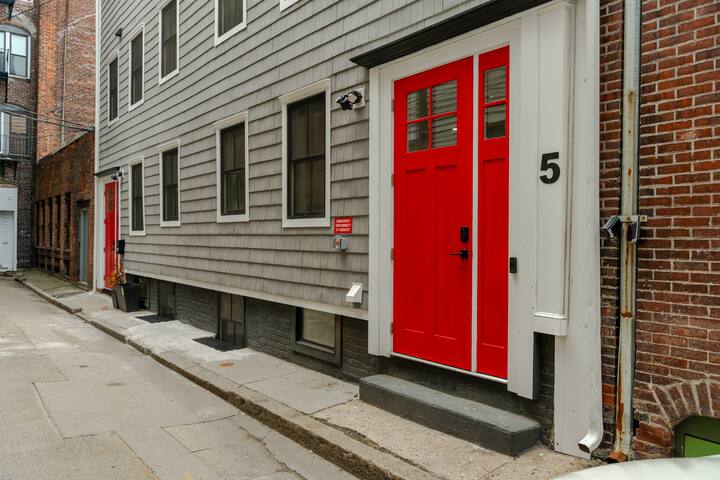 North End Entire House Downtown/TD Garden gallery image 5