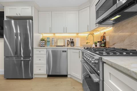 Top performing Airbnb: North End Entire House Downtown/TD Garden in Central Boston