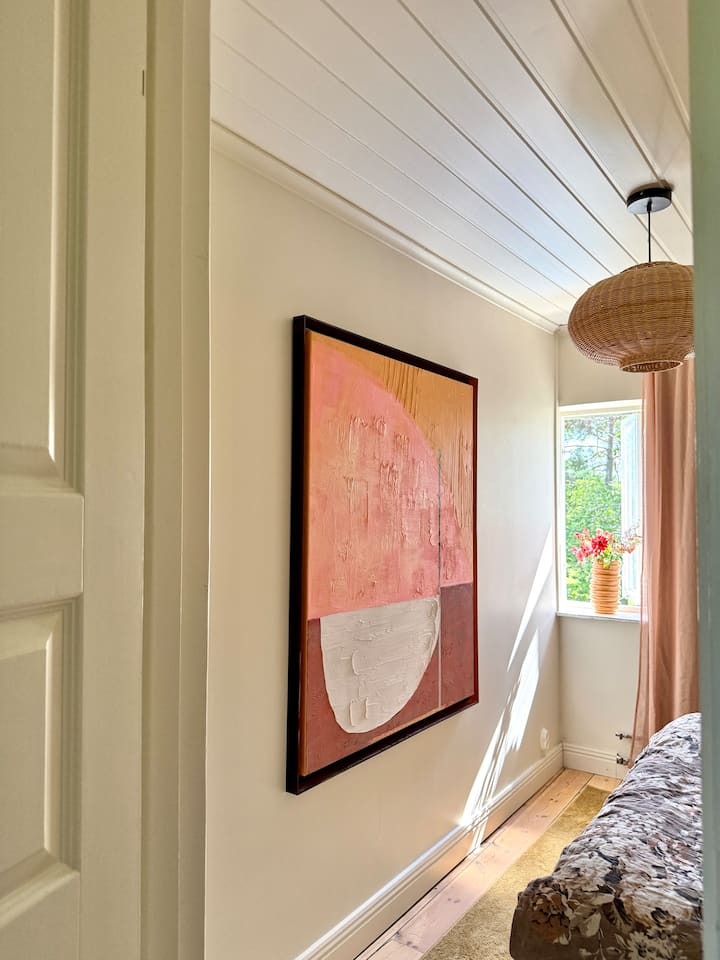 Mchoro huo ulinunuliwa katika duka la ubunifu wa ndani la Esteriör huko Stockholm.