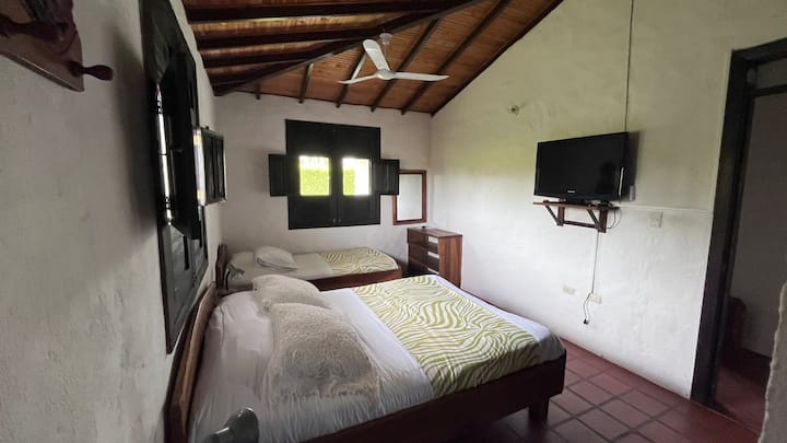 غرفة النوم 1