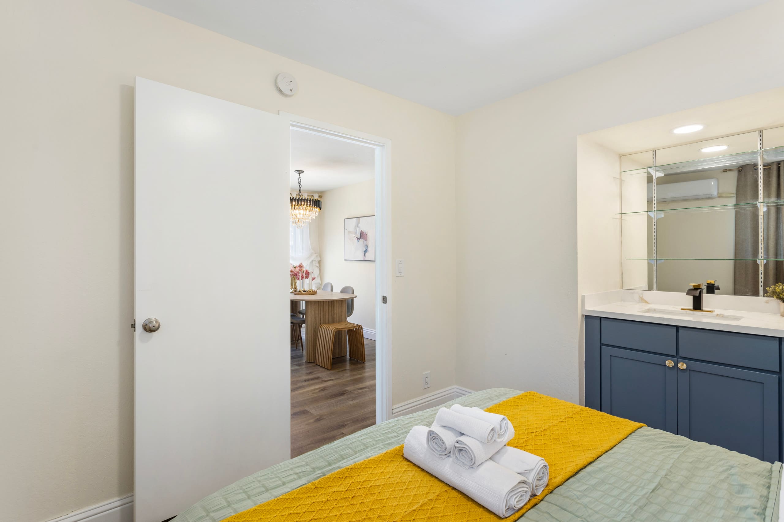 Peaceful 3BR Duplex, Private Yard, Near Tech Hubs - Photo 52
