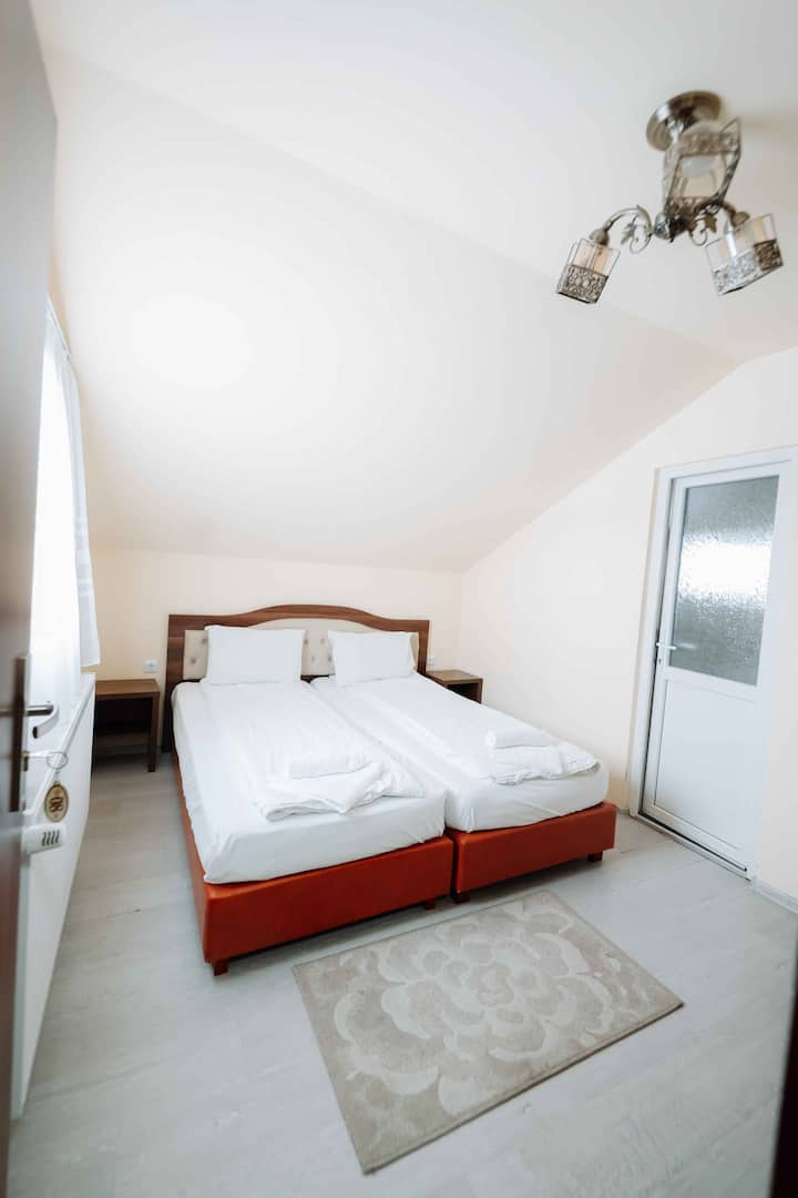 Спална соба 8