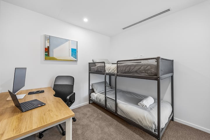 საძინებელი 3