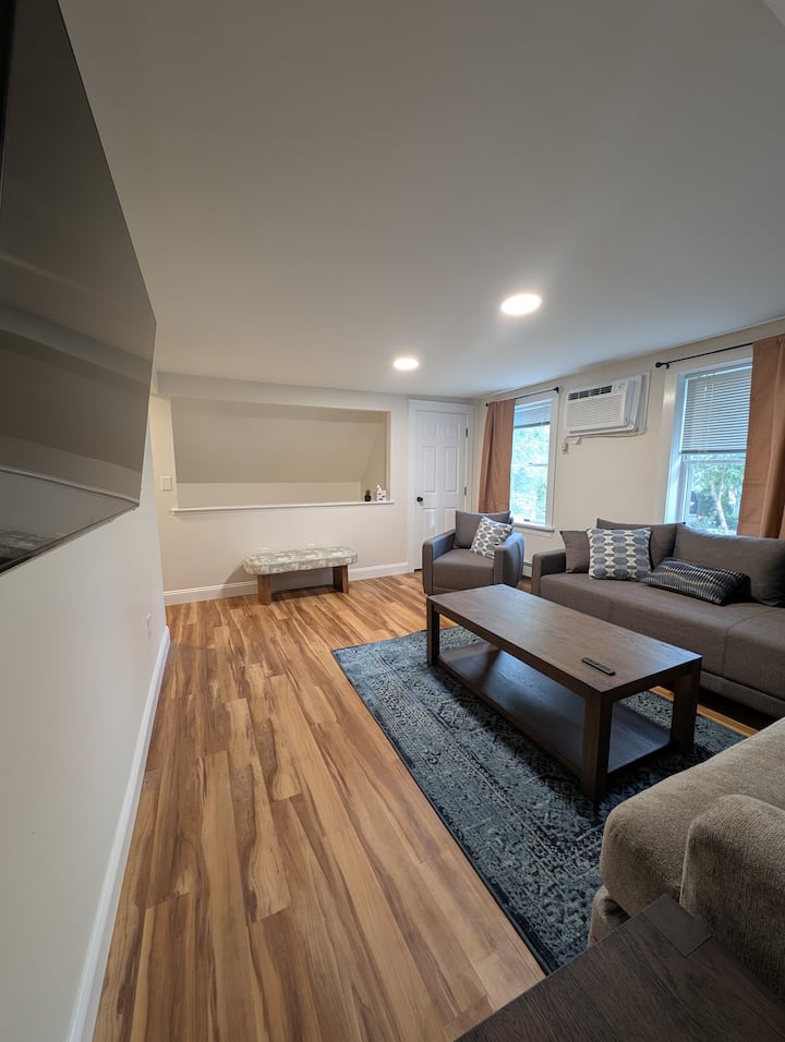 Perfectly Located 1 Bedroom - Augusta, ME