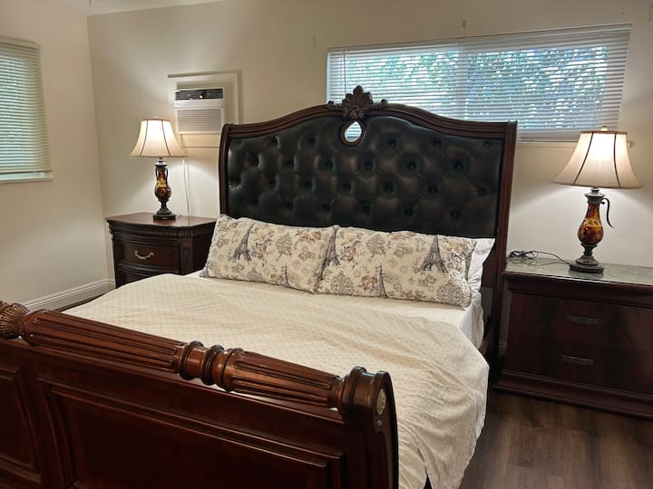 غرفة النوم 1