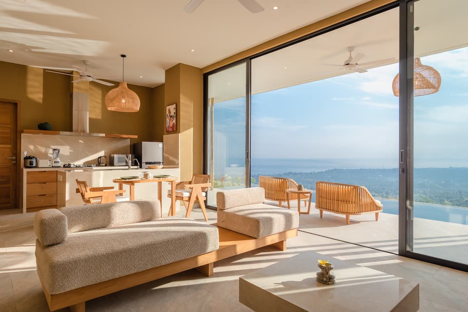 A one-bedroom villa above the Bali Sea, Lovina, Bali, Indonesia, photo 4 of 10