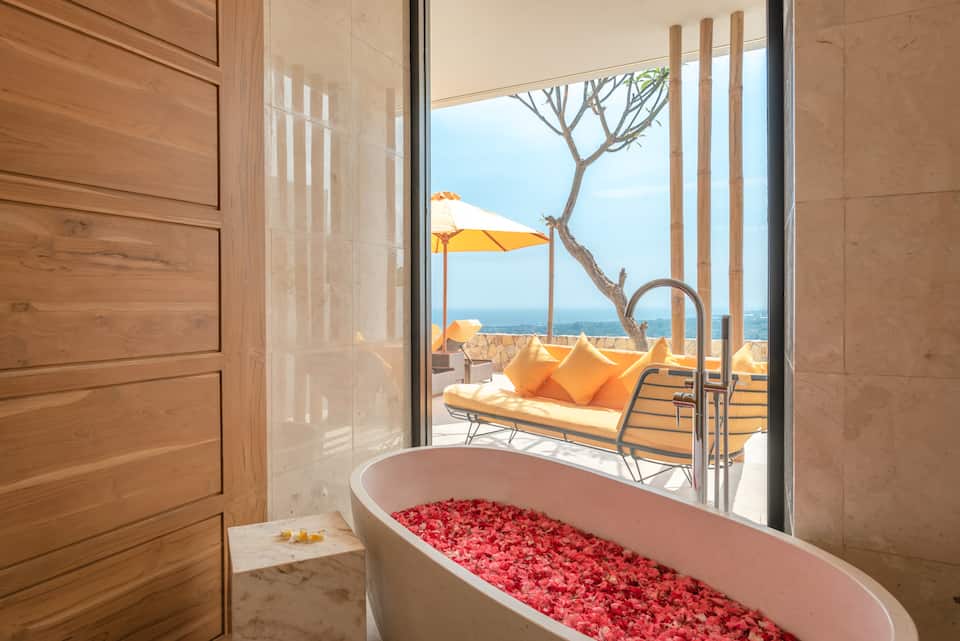 A one-bedroom villa above the Bali Sea, Lovina, Bali, Indonesia, photo 5 of 10