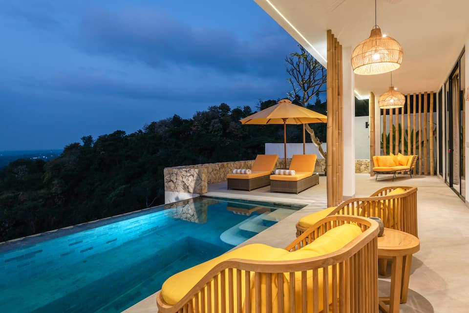 A one-bedroom villa above the Bali Sea, Lovina, Bali, Indonesia, photo 3 of 10