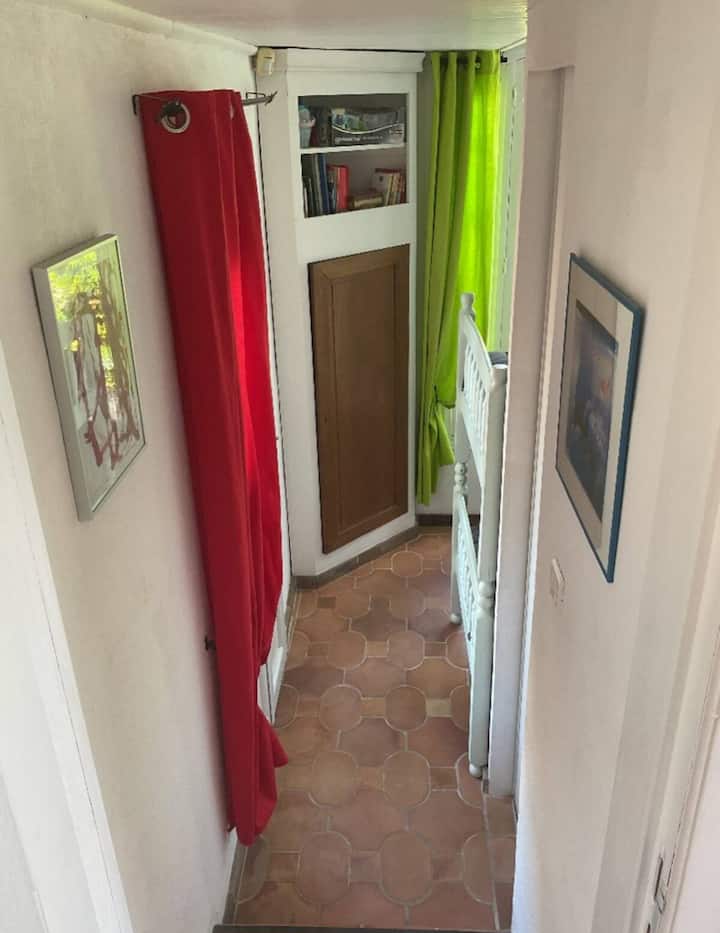 Esta habitación se encuentra en la casa principal